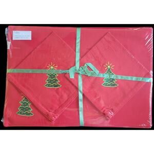 Christmas Placemats & Napkins (4) Dennis East International Red Xmas Trees New